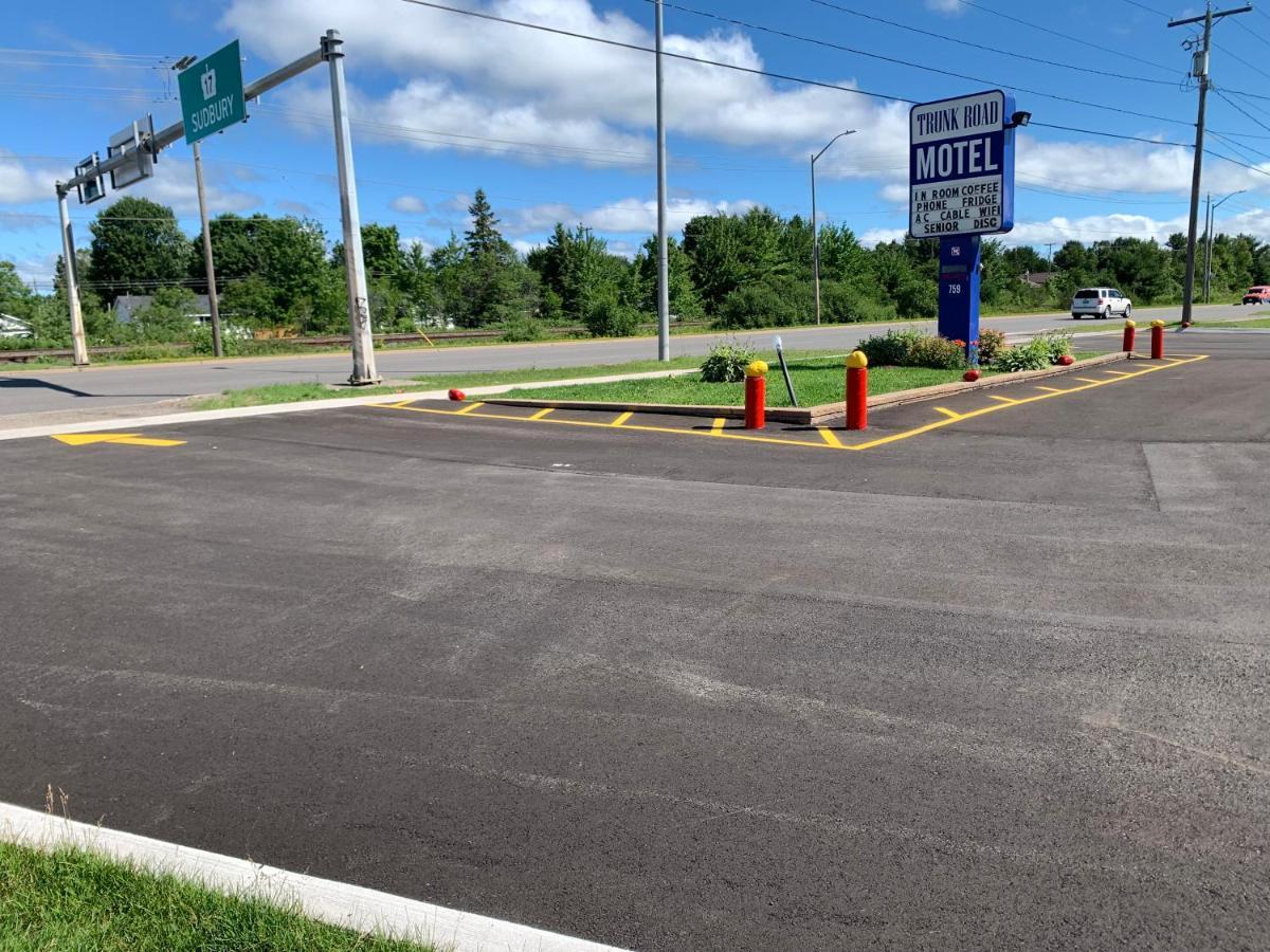Trunk Road Motel Sault Ste. Marie Bagian luar foto