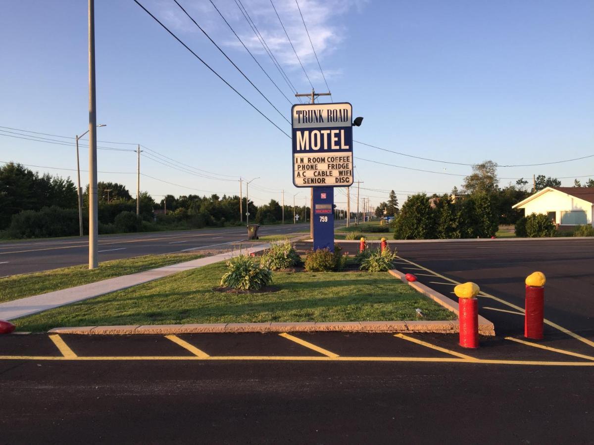 Trunk Road Motel Sault Ste. Marie Bagian luar foto